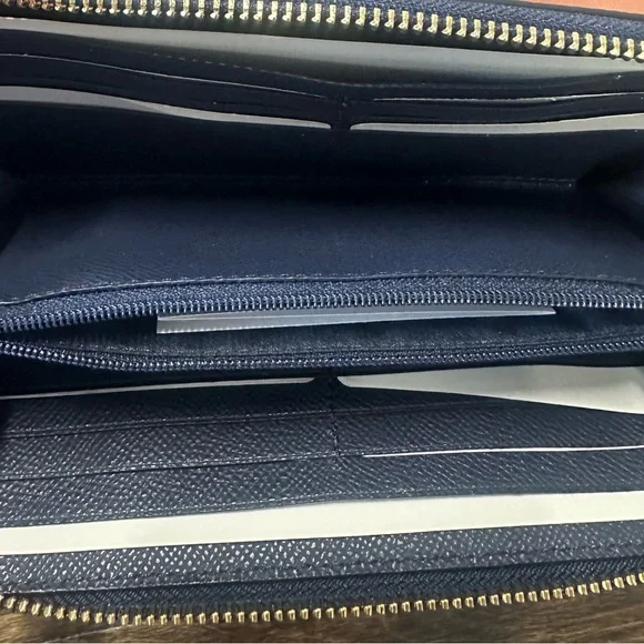 COACH F54007 cross grain leather accordion Zip Around Wallet Midnight blue Navy - Picture 6 of 10
